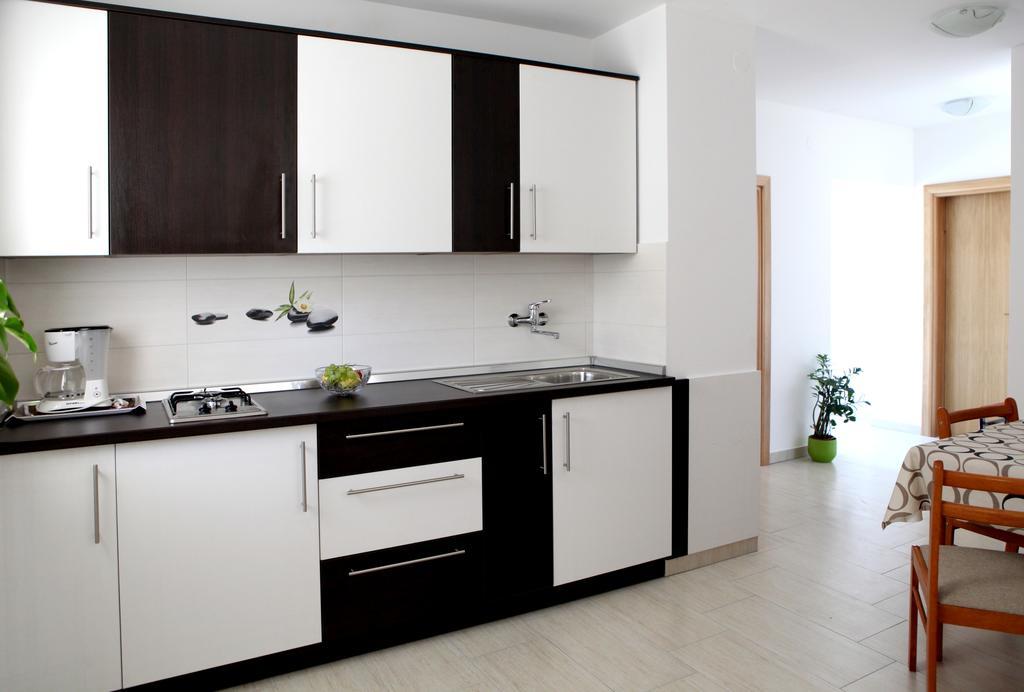 Apartments Marina-Mare Poreč Dış mekan fotoğraf