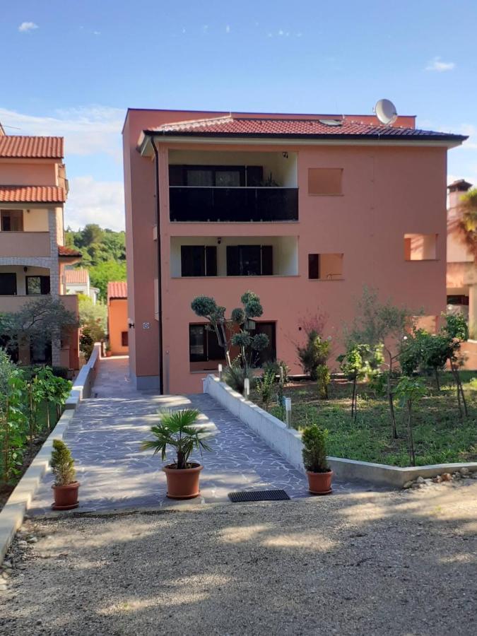 Apartments Marina-Mare Poreč Dış mekan fotoğraf